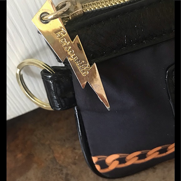 🆕🔥BETSY JOHNSON SUPER CUTE BEAUTIFUL BLACK&BEAUTIFUL DESIGNED POUCH NWOT!! - Picture 5 of 12